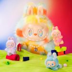 LABUBU Boneco de Pelúcia MONSTERS Big Into Vinyl Energy Series – ROCK THE UNIVERSE