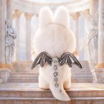 LABUBU OS MONSTROS –Anjo nas Nuvens Boneca de Vinil
